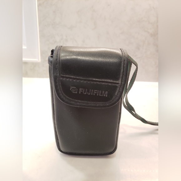 Fuji Discovery S700 Zoom Date - Picture 7 of 16